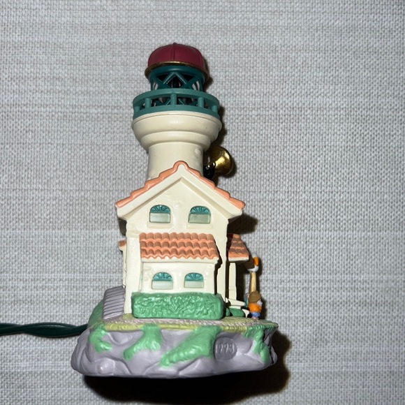 Hallmark Lighthouse Ornament - Picture 4 of 7